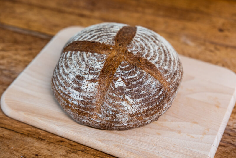 Náš Chléb - celozrnný chléb ve tvaru bochníku